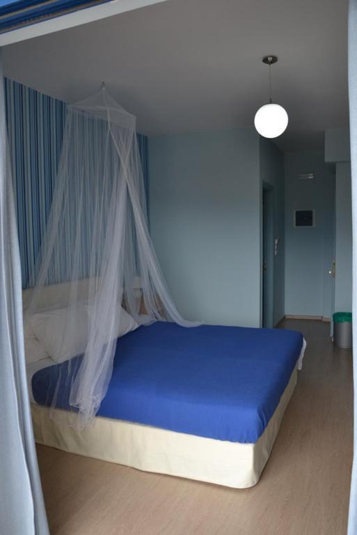 Valente Perlia Rooms Poros Town 部屋 写真