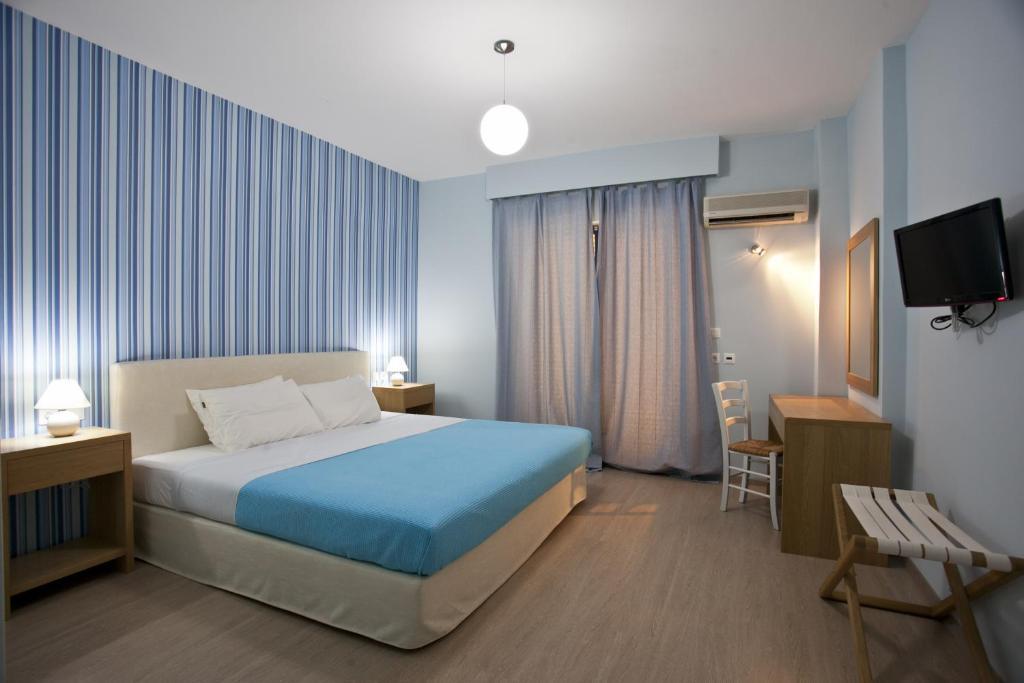 Valente Perlia Rooms Poros Town エクステリア 写真