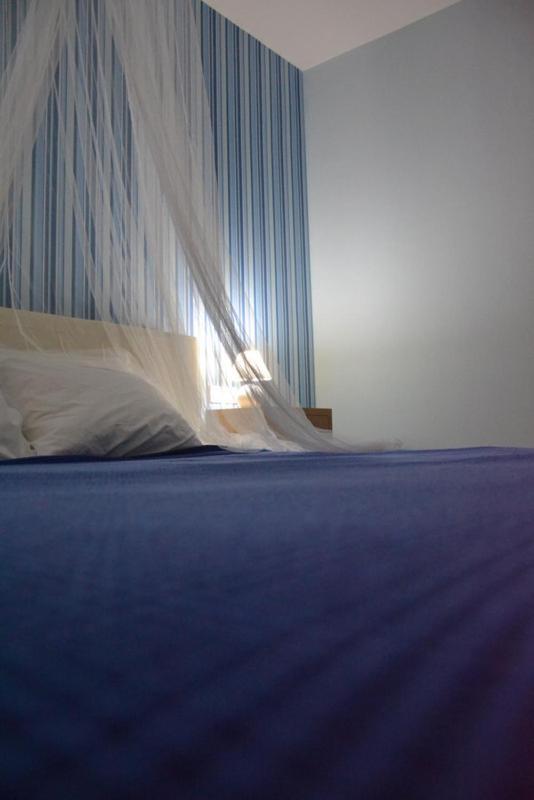 Valente Perlia Rooms Poros Town エクステリア 写真